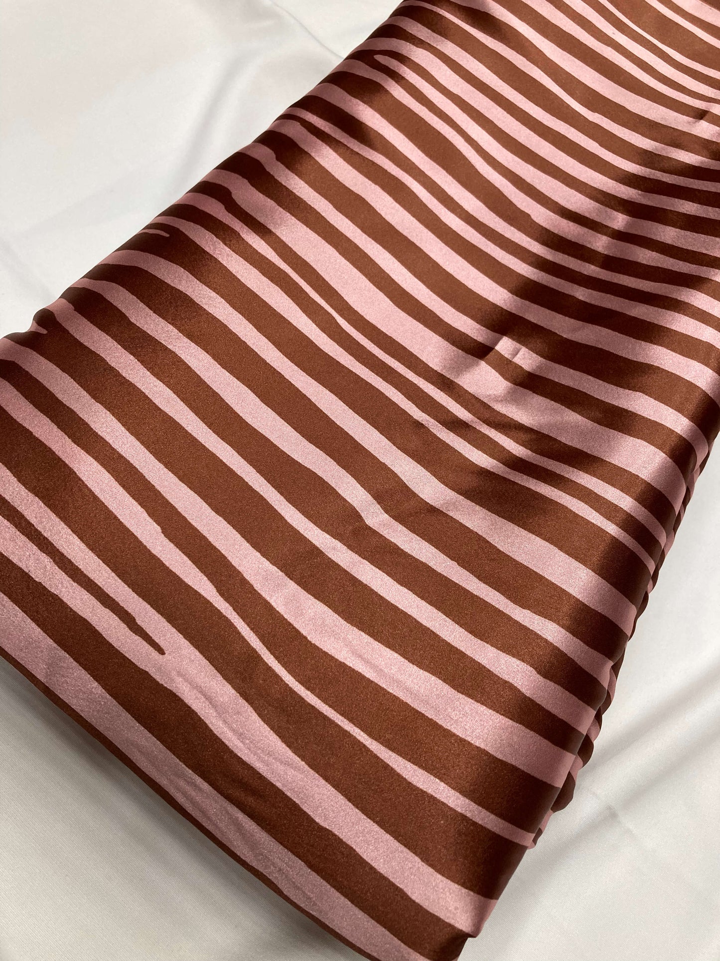 Silk Satin Ombre Dye Printed Fabric, GSM: 100-150