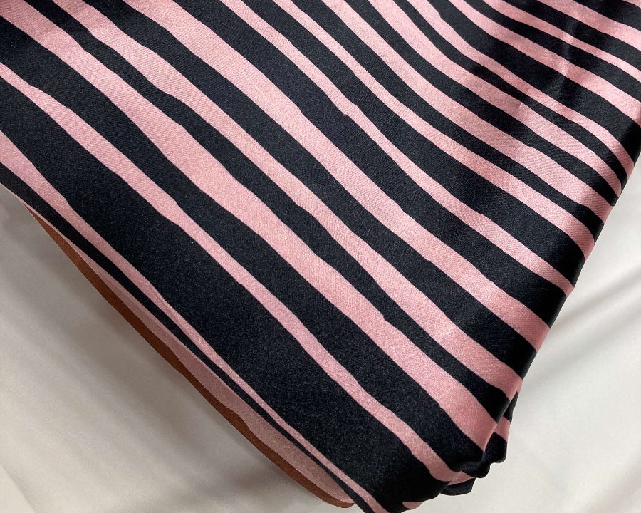 Silk Satin Ombre Dye Printed Fabric, GSM: 100-150