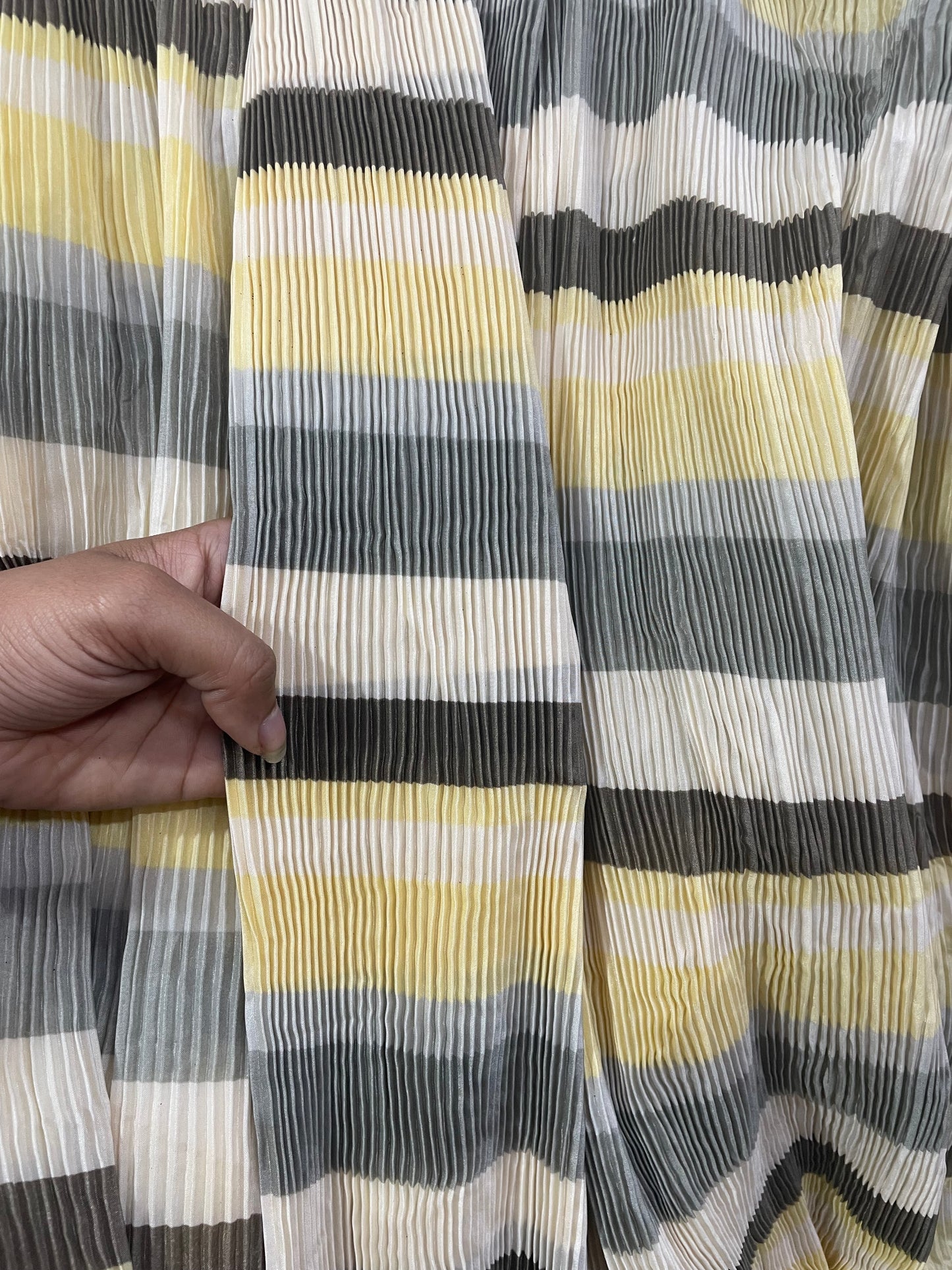 Digital print pleated fabric 44”